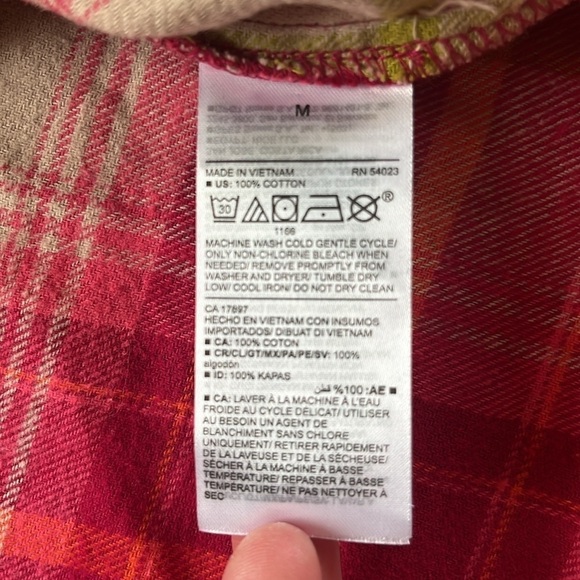 OLD NAVY Oversized Plaid Flannel ShIrt Size Medium NWT - Picture 7 of 14